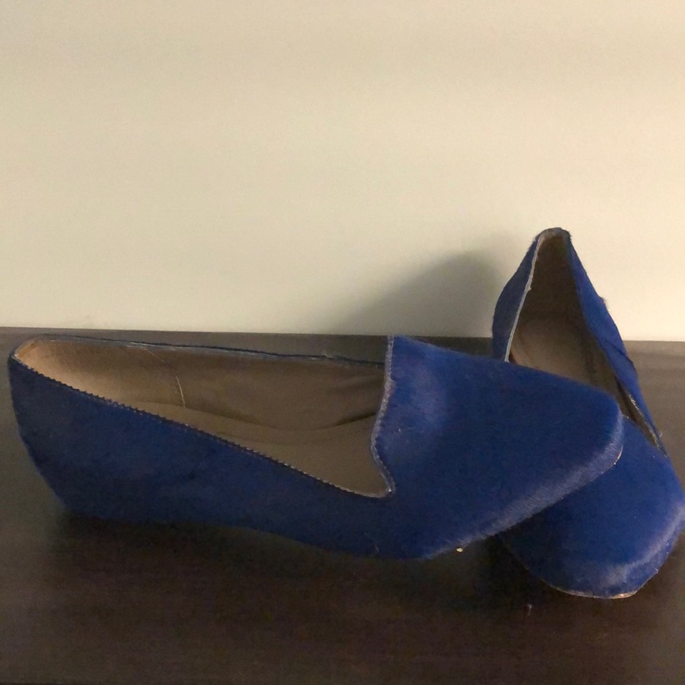 ELIZABETH & JAMES BLUE LOAFERS SZ 7.5